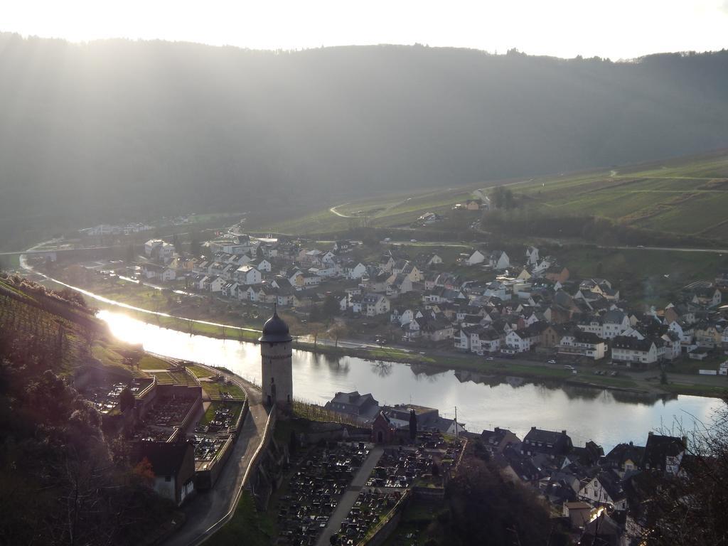 Gaestehaus Am Roemerbad Zell an der Mosel Εξωτερικό φωτογραφία